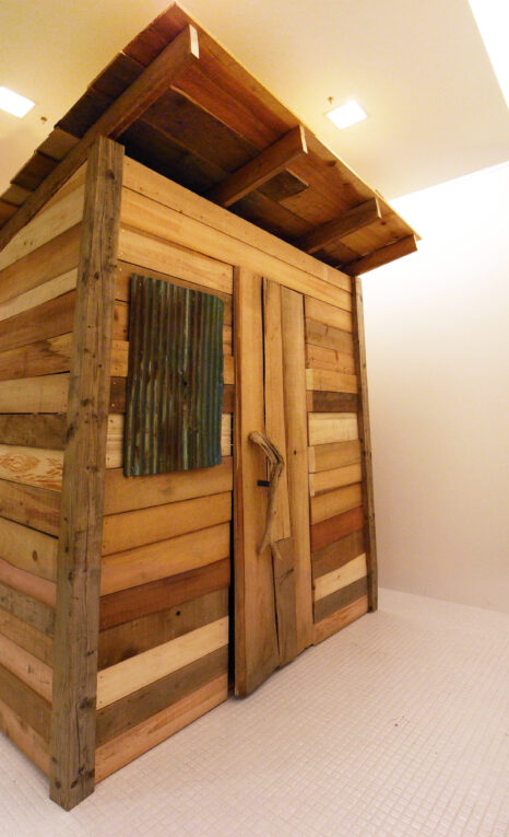 Spectator 10th Anniversary Exhibition “LITTLE BOX”